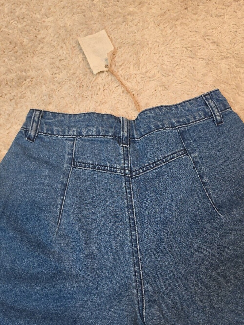 076p easel Blue Denim High-Waist Shorts with Floral Accent - Picture 7 of 10